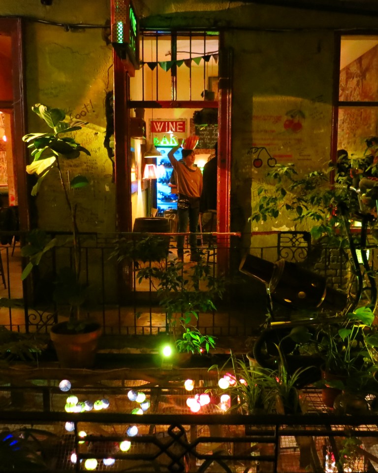 In the Szimpla - a unique ruin-pub, where you can buy carrots from the carrot-lady