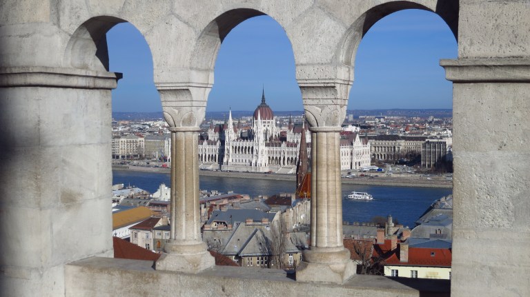 oh, it's a parlament!