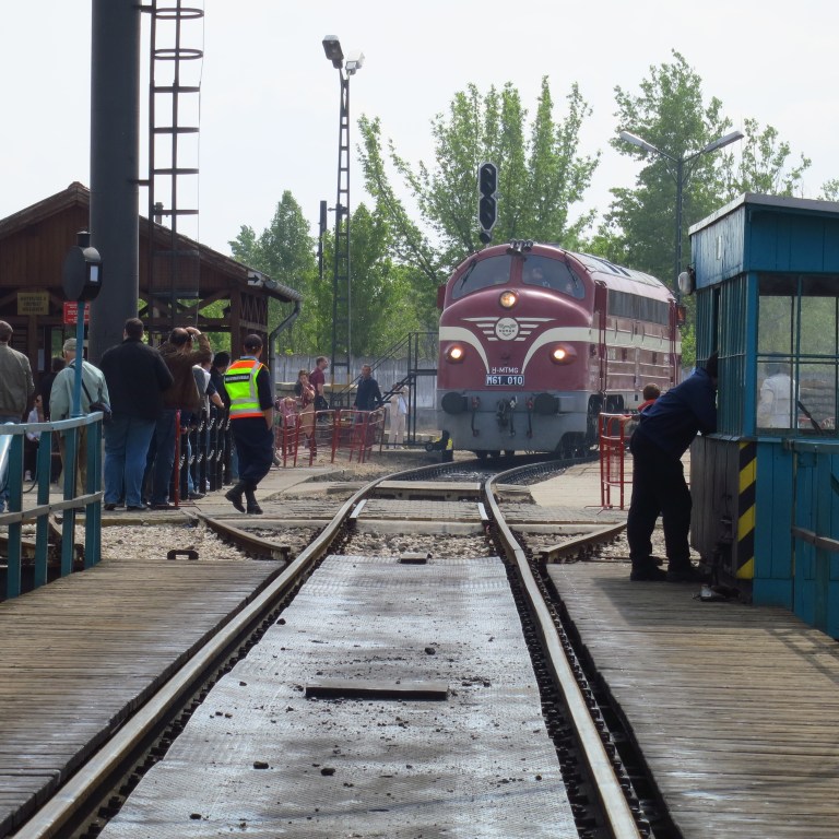 A historical MAV diesel engine is driving on the roundable