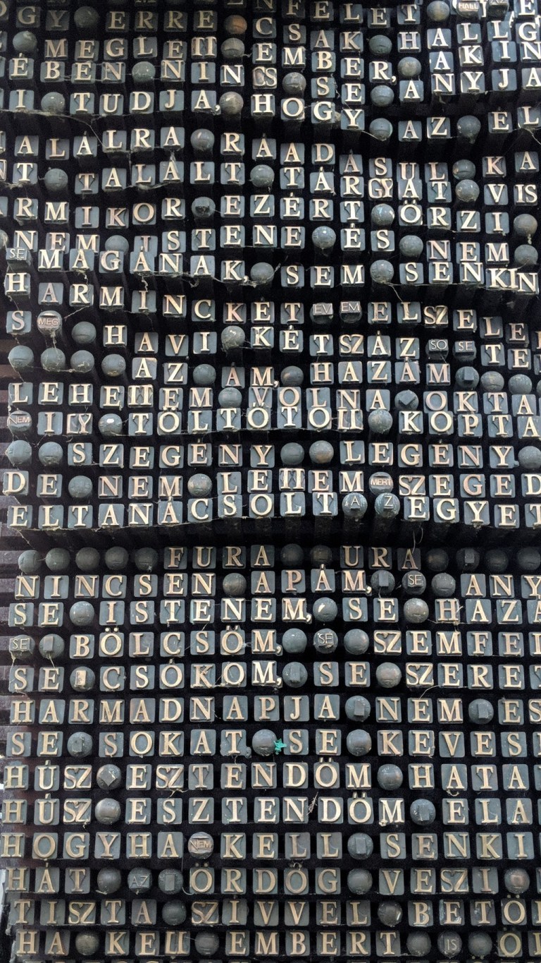 00000IMG_00000_BURST20180731202058201_COVER